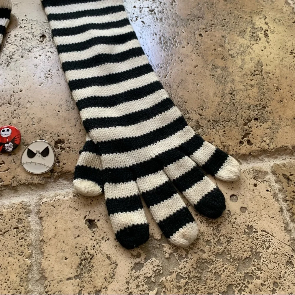 Nightmare Before Christmas Jack Skellington Stripe Gloves Pin Lot Disney